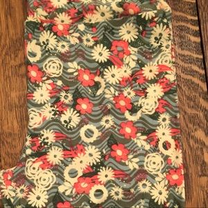LuLa Roe OS Leggings